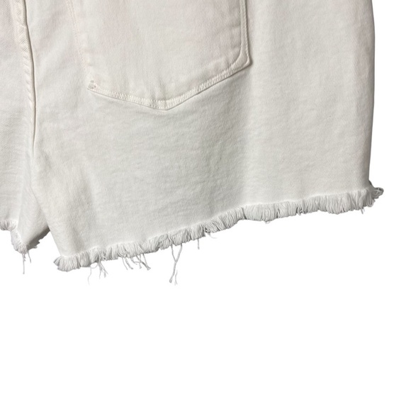 Good American Good 90’s Shorts Size 15 Plus White Denim Distressed High Waist - Picture 6 of 9